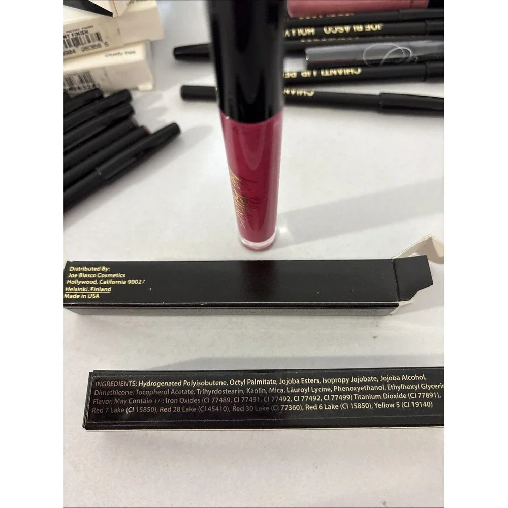 Joe Blasco Lip Glaz Lip Gloss New In Box Pink Naughty‎ Color.